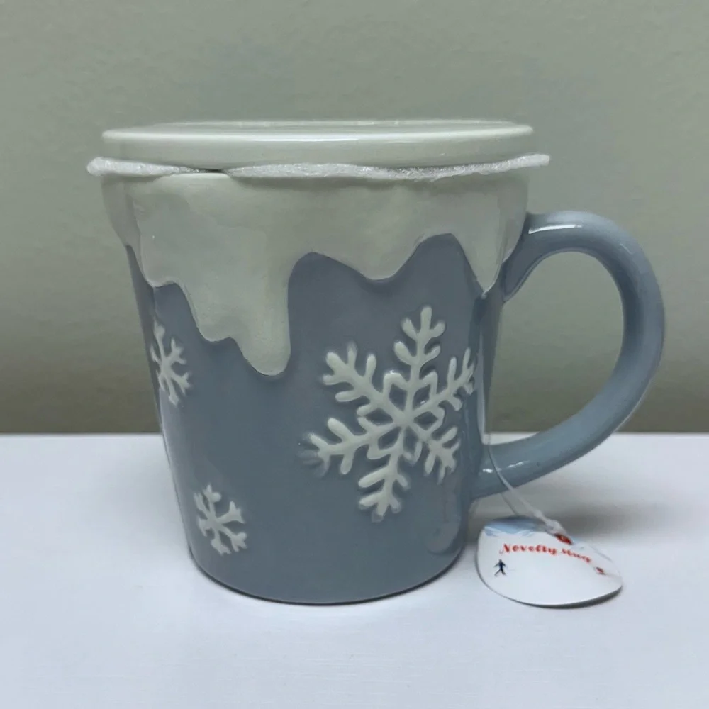 New Blue & White 8 oz. Snowflake Mug with Lid, Target Bullseye Playground 2025